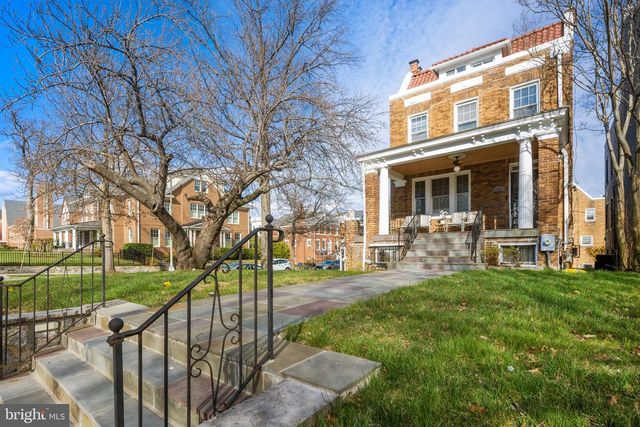 4221 16TH ST NW, Washington, DC 20011