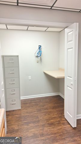 128 Parkwood Circle, Carrollton, GA 30117