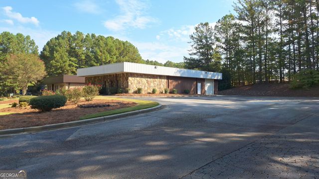 128 Parkwood Circle, Carrollton, GA 30117