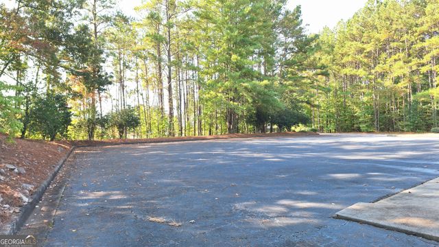 128 Parkwood Circle, Carrollton, GA 30117