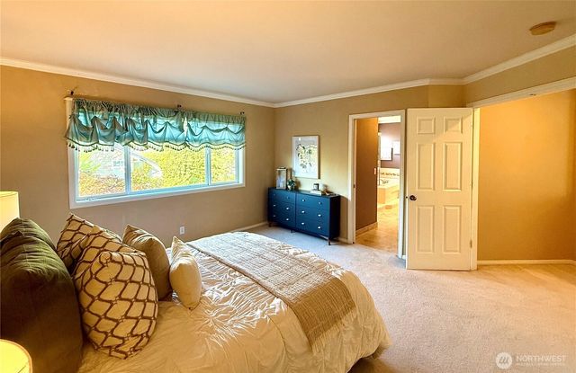 2698 230th Avenue SE, Sammamish, WA 98075