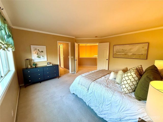 2698 230th Avenue SE, Sammamish, WA 98075