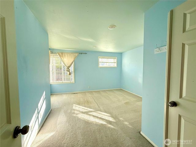 2698 230th Avenue SE, Sammamish, WA 98075