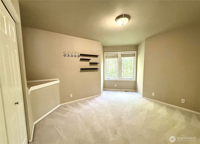2698 230th Avenue SE, Sammamish, WA 98075