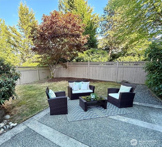 2698 230th Avenue SE, Sammamish, WA 98075