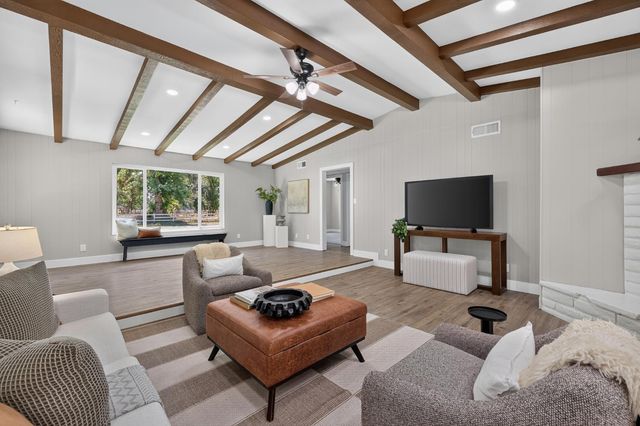 619 Wilderness Drive, Sanger, CA 93657