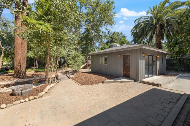 619 Wilderness Drive, Sanger, CA 93657