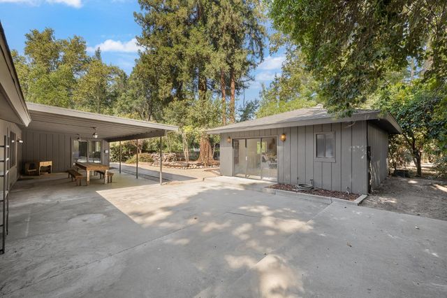 619 Wilderness Drive, Sanger, CA 93657