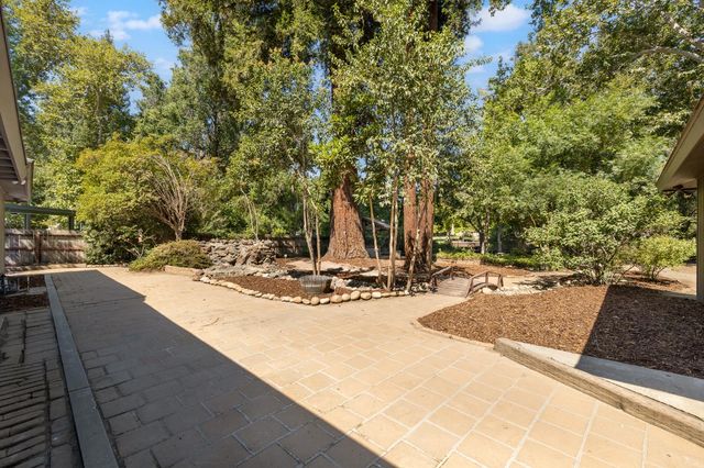 619 Wilderness Drive, Sanger, CA 93657