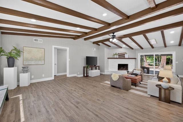 619 Wilderness Drive, Sanger, CA 93657