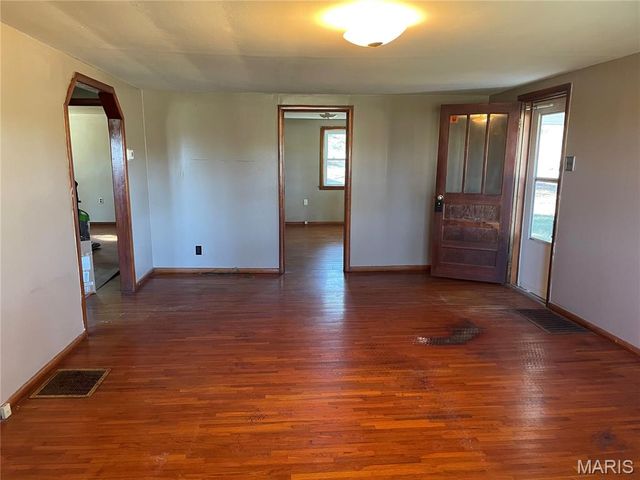 437 County Road 6420, Salem, MO 65560