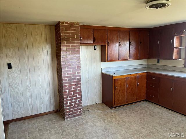 437 County Road 6420, Salem, MO 65560