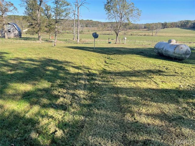 437 County Road 6420, Salem, MO 65560