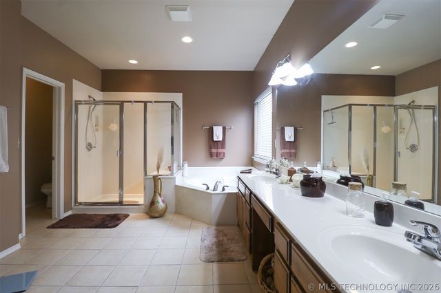 11985 S 91st East Avenue, Bixby, OK 74008