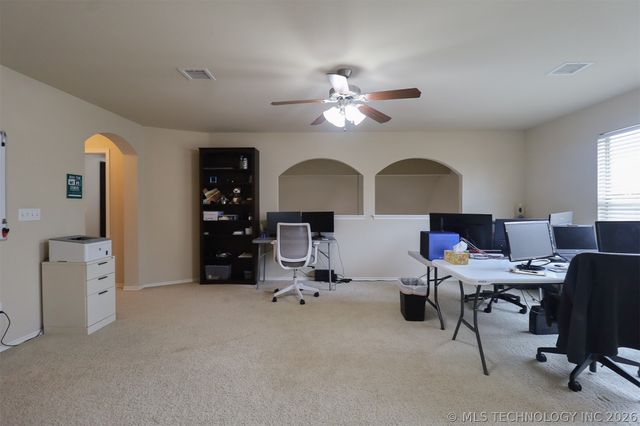 11985 S 91st East Avenue, Bixby, OK 74008