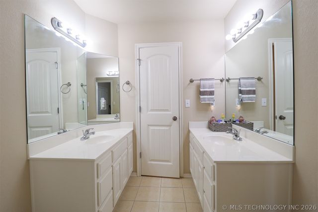 11985 S 91st East Avenue, Bixby, OK 74008
