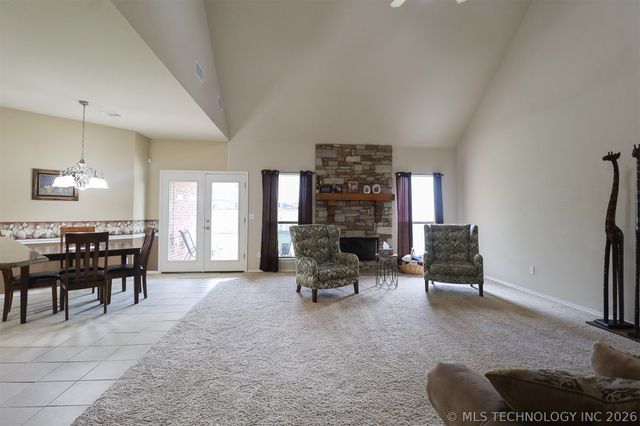 11985 S 91st East Avenue, Bixby, OK 74008