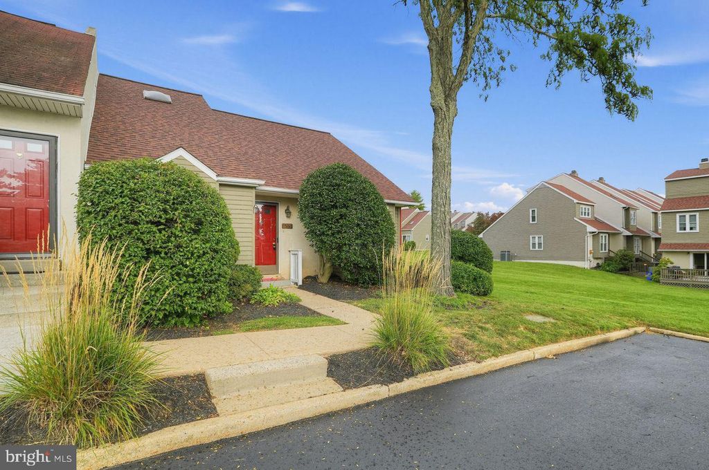 1205 SAINT ANDREWS CT #1205, Chester Springs, PA 19425 — exterior