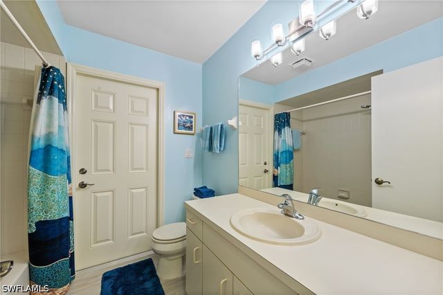 5832 Casablanca CT, Fort Myers, FL 33919