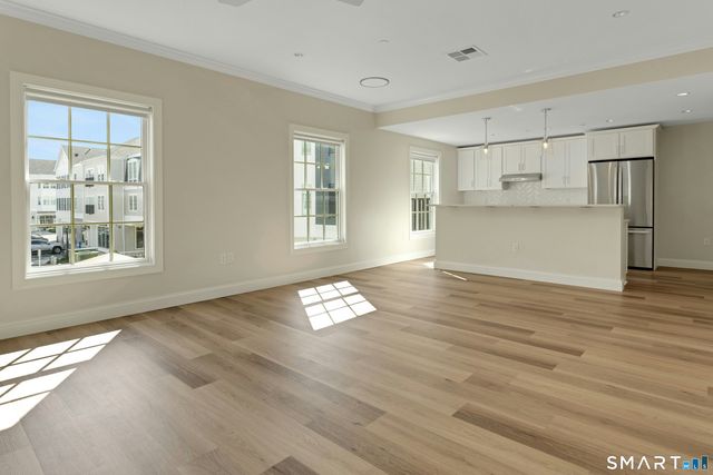 440 Heights Road 201, Darien, CT 06820