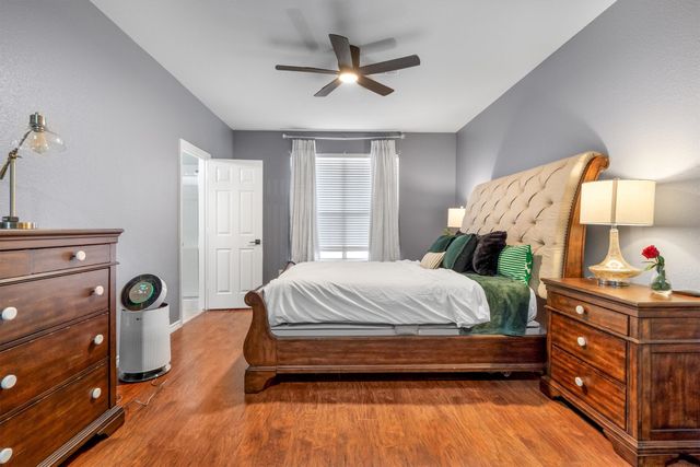 2715 Tori Oak Trail, Corinth, TX 76210