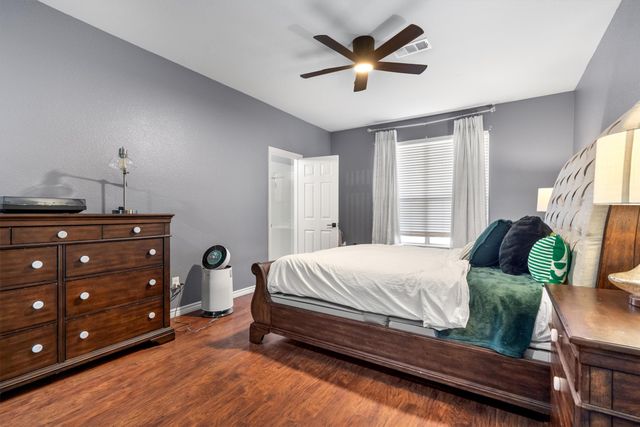 2715 Tori Oak Trail, Corinth, TX 76210