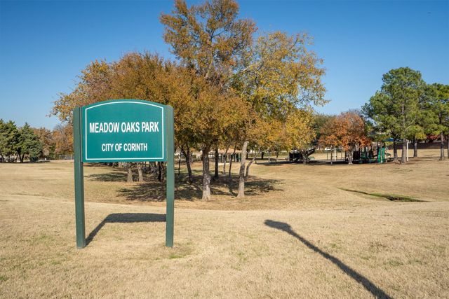 2715 Tori Oak Trail, Corinth, TX 76210