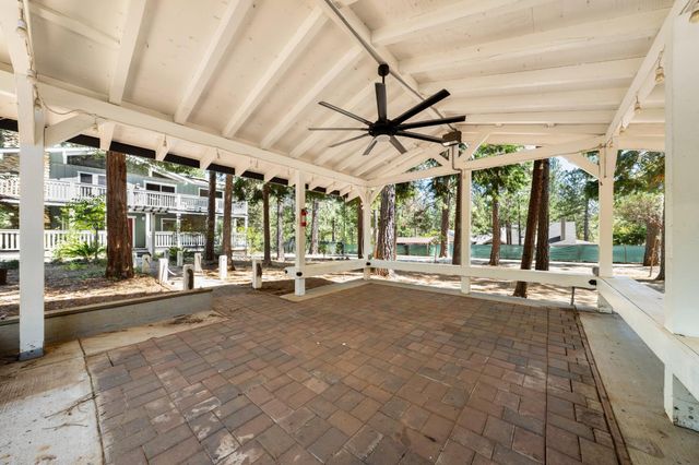 5915 Happy Pines Dr, Foresthill, CA 95631