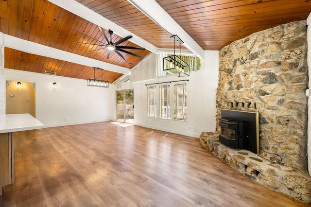5915 Happy Pines Dr, Foresthill, CA 95631