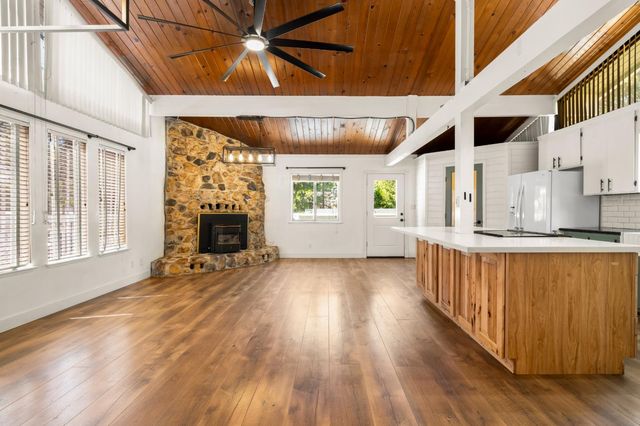5915 Happy Pines Dr, Foresthill, CA 95631