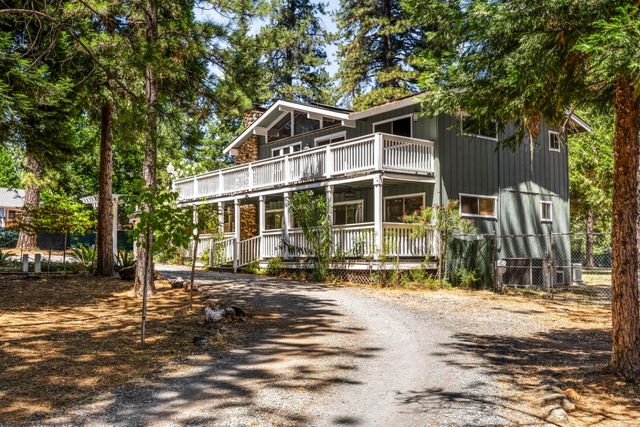 5915 Happy Pines Dr, Foresthill, CA 95631