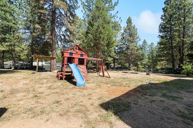 5915 Happy Pines Dr, Foresthill, CA 95631