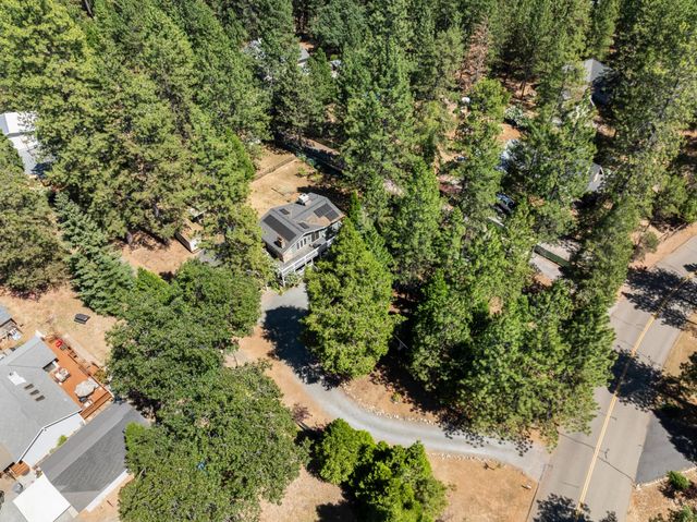 5915 Happy Pines Dr, Foresthill, CA 95631