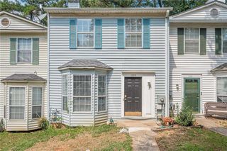 1028 Huntington SE Trace, Smyrna, GA 30082