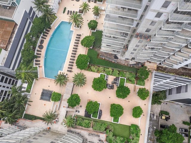 1060 Brickell Ave 4207, Miami, FL 33131