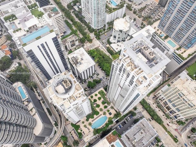 1060 Brickell Ave 4207, Miami, FL 33131