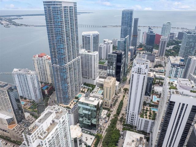 1060 Brickell Ave 4207, Miami, FL 33131