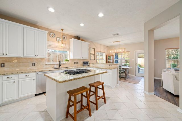 12202 Lakewood Glen Court, Cypress, TX 77429