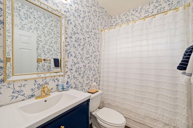 12202 Lakewood Glen Court, Cypress, TX 77429