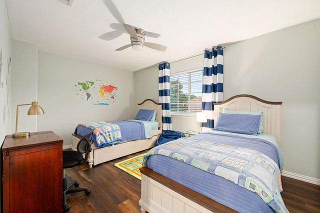 12202 Lakewood Glen Court, Cypress, TX 77429