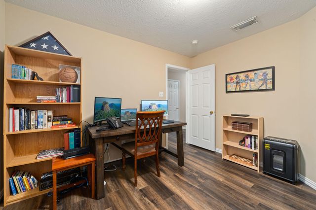 12202 Lakewood Glen Court, Cypress, TX 77429