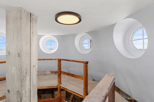 201 Thorndike 2-312, Lowell, MA 01852