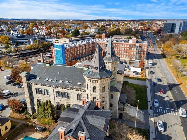 201 Thorndike 2-312, Lowell, MA 01852