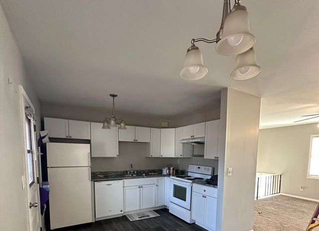 100 W Third Street, Sublette, IL 61367