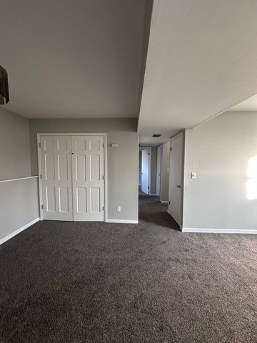 100 W Third Street, Sublette, IL 61367