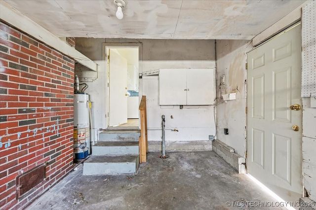 1434 E 52nd Place, Tulsa, OK 74105