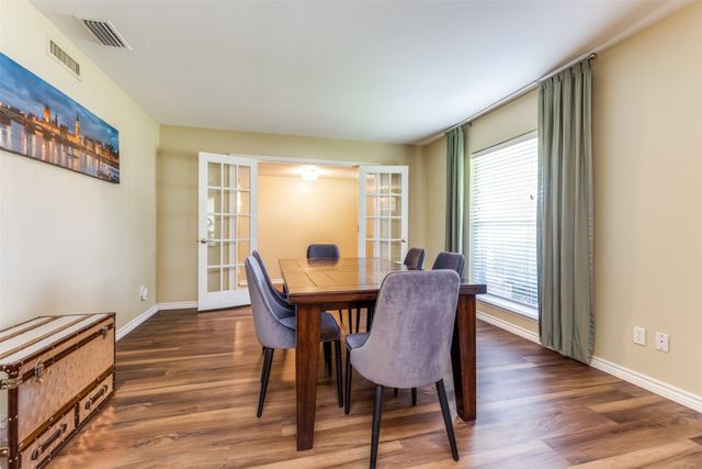 6662 Roundrock Road, Dallas, TX 75248