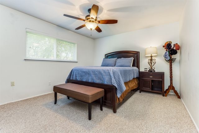 6662 Roundrock Road, Dallas, TX 75248