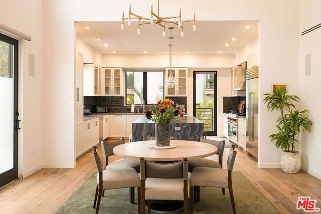 1333 Beverly Green Drive 301, Los Angeles, CA 90035