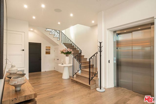 1333 Beverly Green Drive 301, Los Angeles, CA 90035